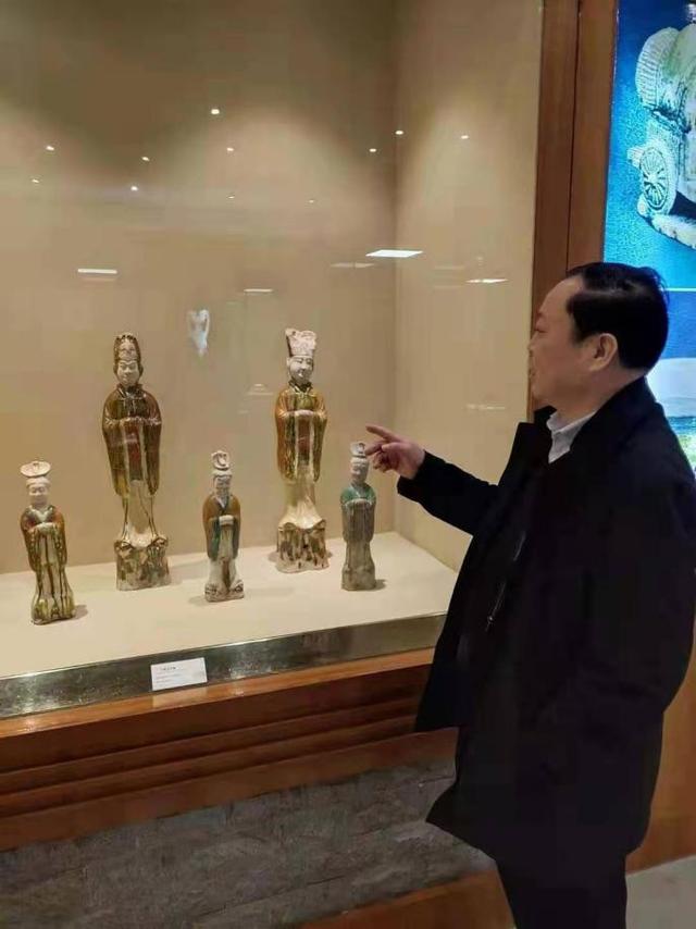 收藏人坚信，未来几年，古玩艺术品收藏将暴富，是真是假