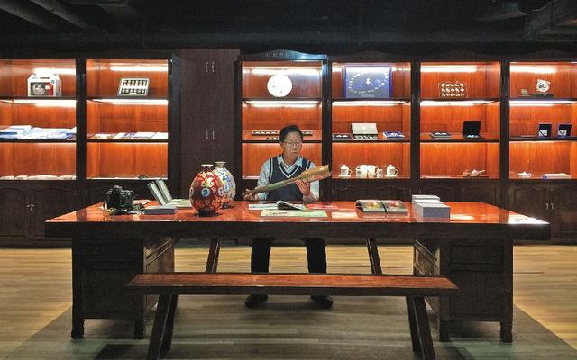 收藏“礼物”的人们：有些藏品值得一生寻觅