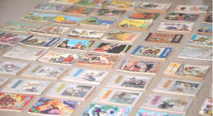 16年花100万收藏小人书，收藏者常易安：小人书就是时光机，常有人看完“泪流满面”