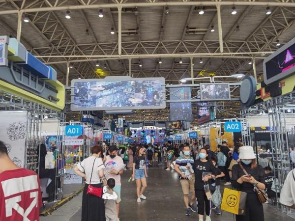 是玩物，也是“迷你”艺术品：中国年轻人爱上玩具收藏