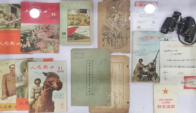 西安一男子花费数百万收藏万余件军品：缘起儿时梦想，坚持20余载