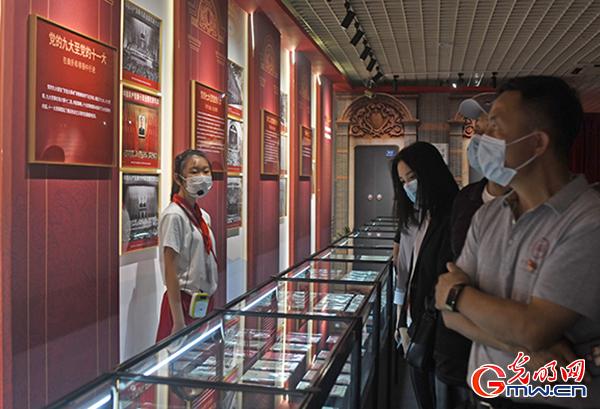 听藏品讲党史，红色收藏展览举办
