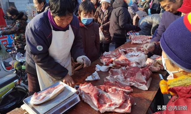 想灌香肠的请收藏，这配方婆婆用了几十年，腊肠料足味香，特好吃