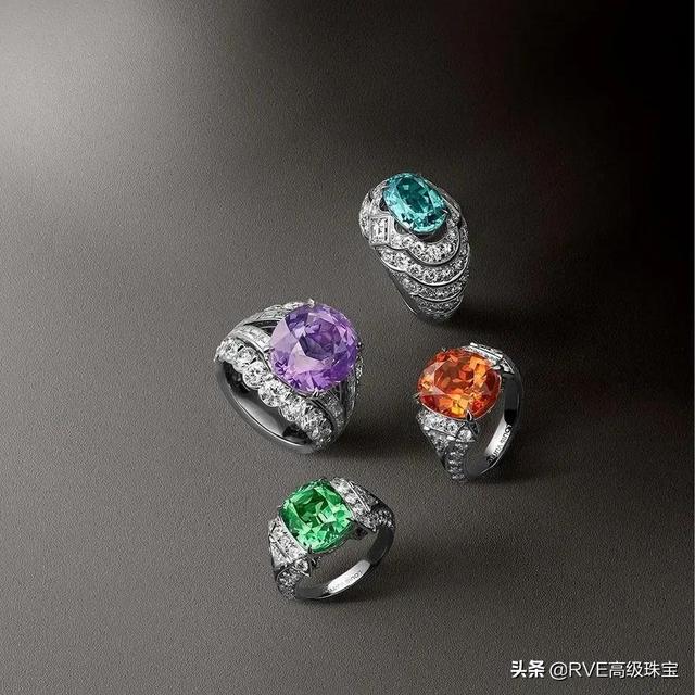 我们熟悉的那些“壕气冲天”的大佬们都投资收藏了什么珠宝？