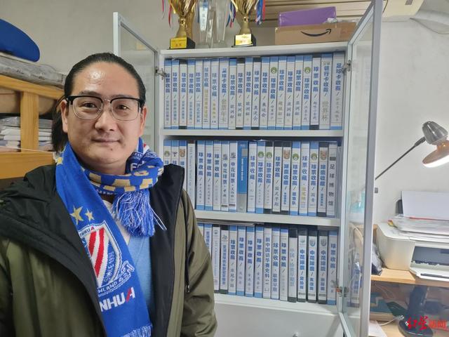 红星深度｜国内唯一家庭足球收藏馆“告急”！主人欲斥资千万买房开新馆